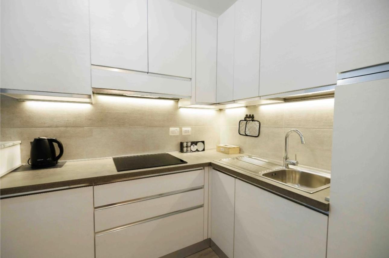 Naty Appartamento Milano Bagian luar foto