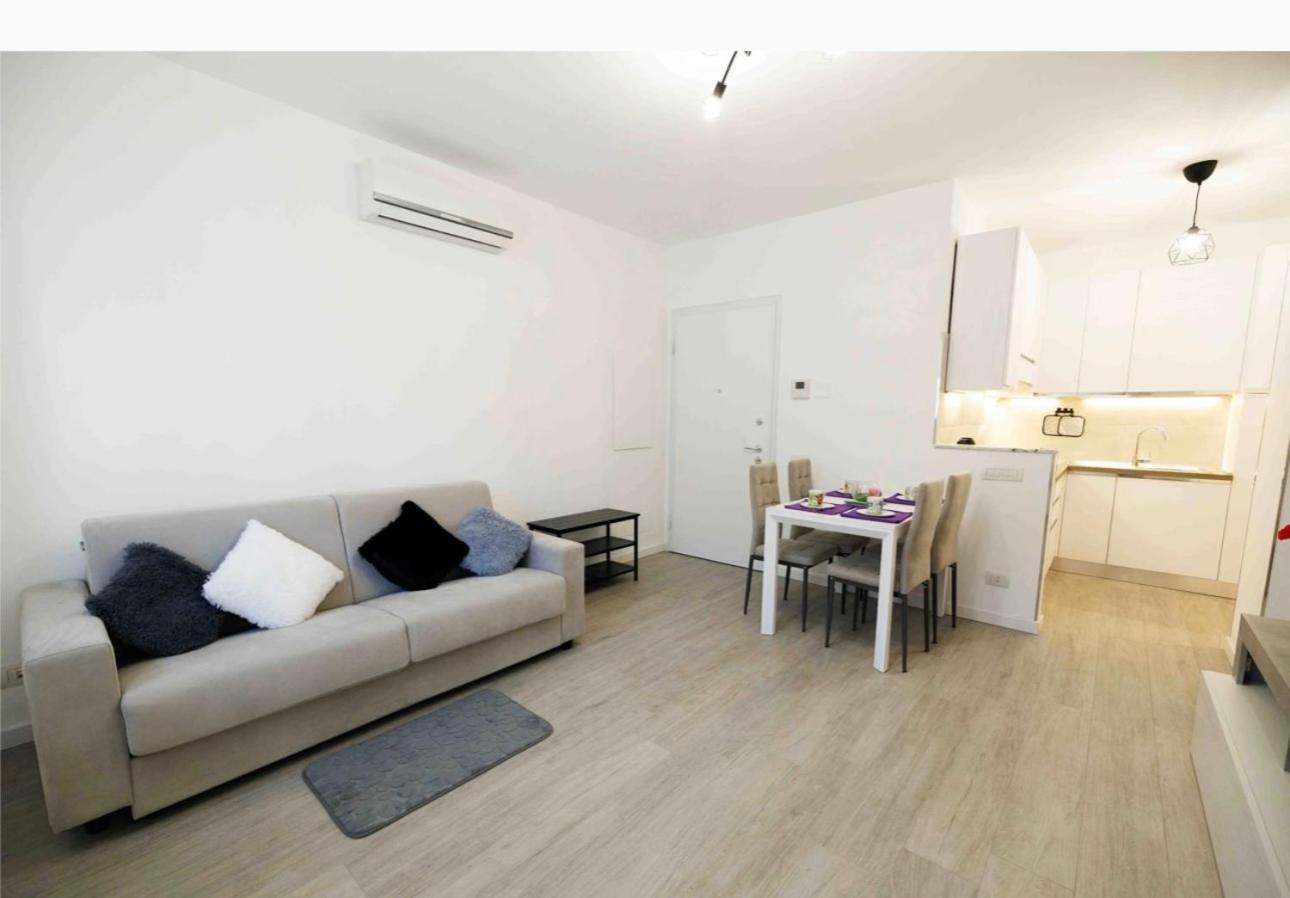 Naty Appartamento Milano Bagian luar foto
